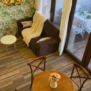 https://apartamentos-a-poniente.es-andalucia.com